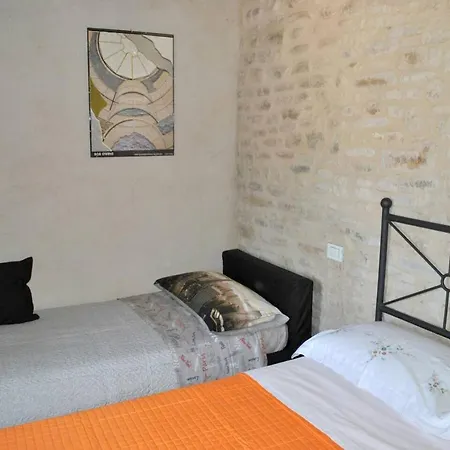 One Bedroom With Shared Pool And Wifi At 公寓 Montalto delle Marche